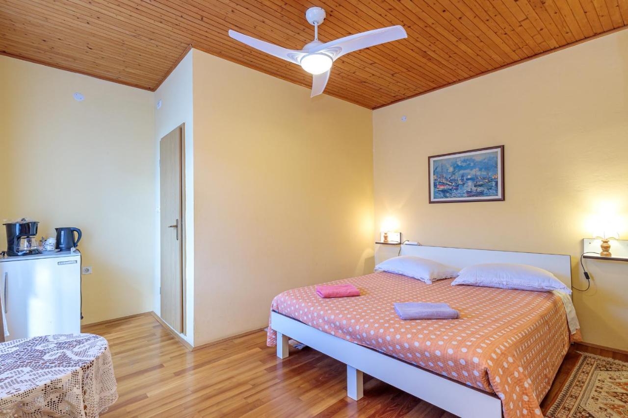 Rooms Nela Hum 외부 사진